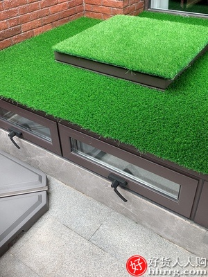 人造草坪垫绿色假仿真草皮，足球场人工塑料幼儿园地毯