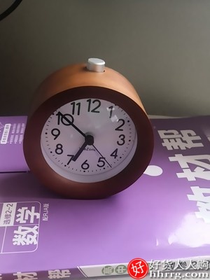 北欧风格实木钟表，卧室床头钟学生静音时钟插图