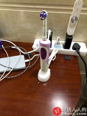 博朗欧乐b电动牙刷D12，成人充电式欧乐比旋转式电动牙刷插图