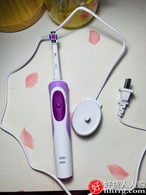 博朗欧乐b电动牙刷D12，成人充电式欧乐比旋转式电动牙刷插图5