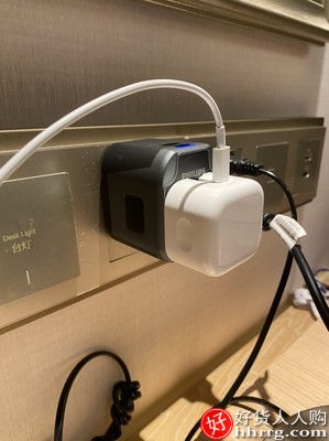 飞利浦全球通用带USB转换器，出国旅行插座转换插头插图