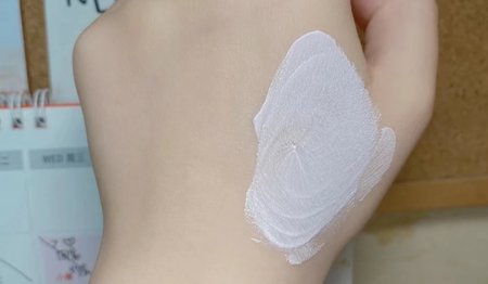 ZEESEA滋色隔离霜素颜霜，打底遮瑕保湿妆前乳插图4